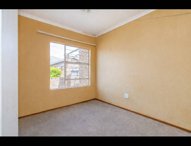 3 BEDROOM TOWNHOUSE FOR SALE IN HONEYPARK